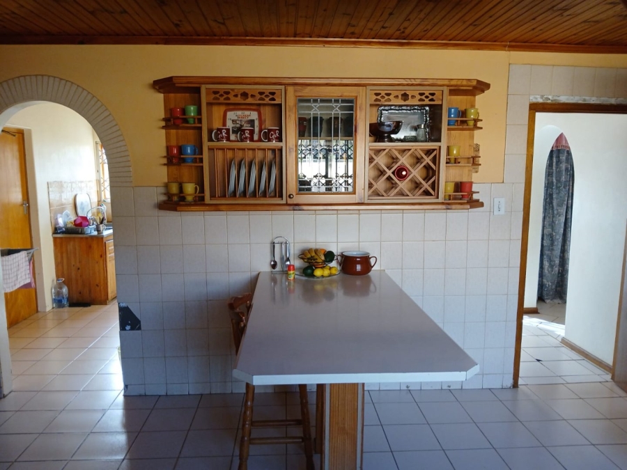 5 Bedroom Property for Sale in King Williams Town Ext 30 Eastern Cape